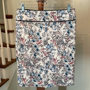 Ann Taylor Floral Pencil Skirt, Size 4
